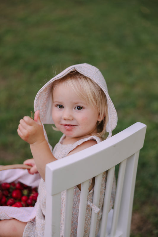 Feedstack Floral Bonnet