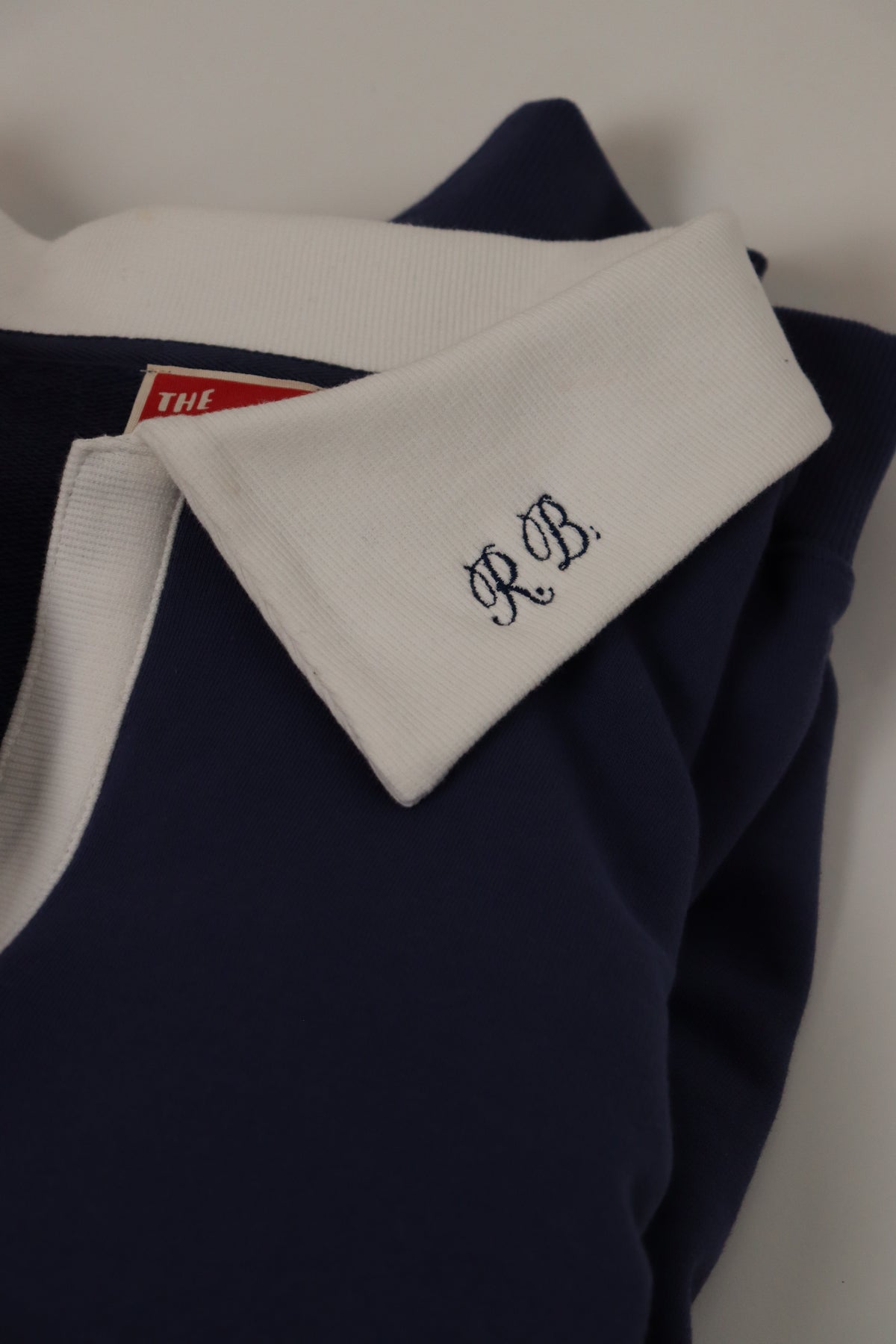 Psalm Collared Pullover